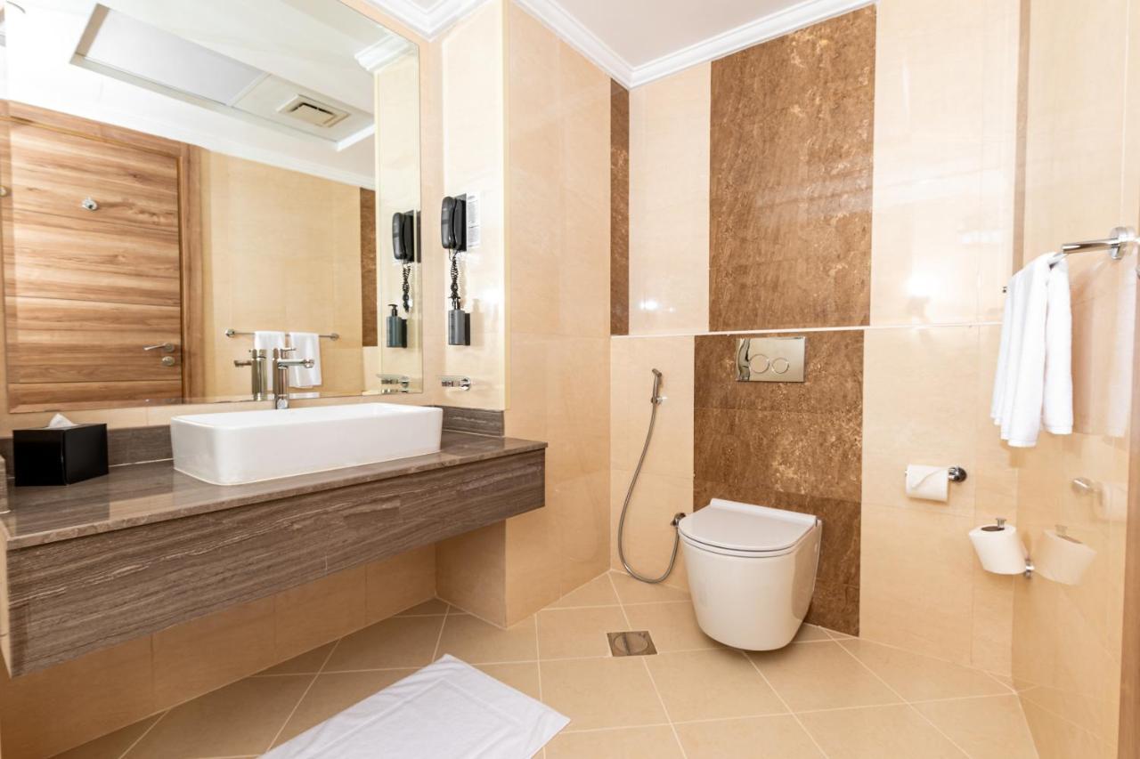 دبي Pyramisa Hotel Apartments المظهر الخارجي الصورة