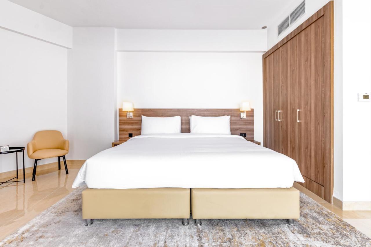 دبي Pyramisa Hotel Apartments المظهر الخارجي الصورة