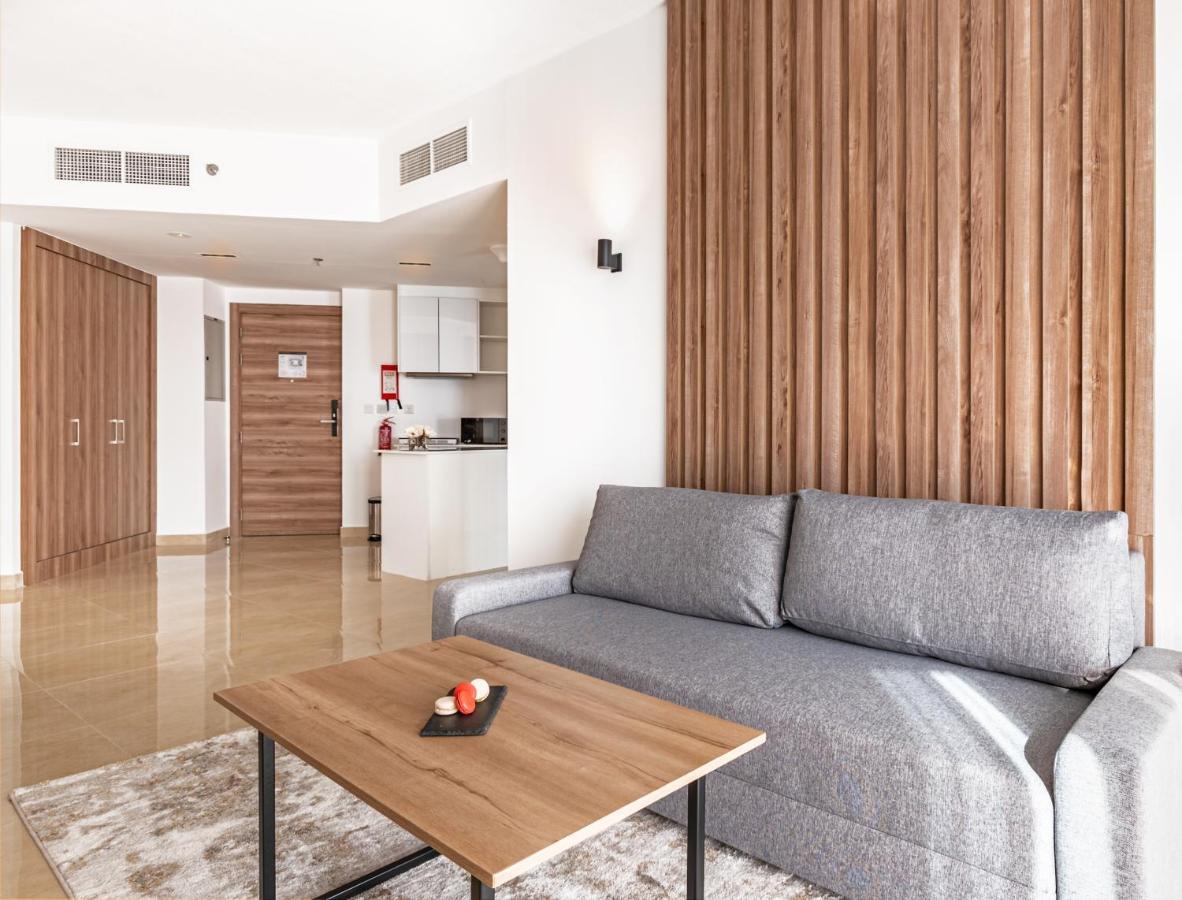 دبي Pyramisa Hotel Apartments المظهر الخارجي الصورة