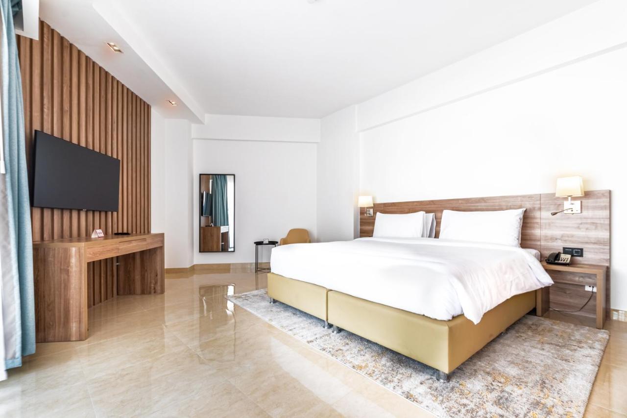 دبي Pyramisa Hotel Apartments المظهر الخارجي الصورة