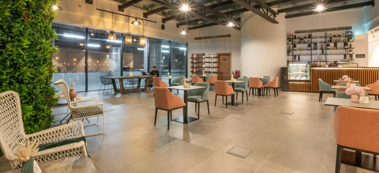 دبي Pyramisa Hotel Apartments المظهر الخارجي الصورة