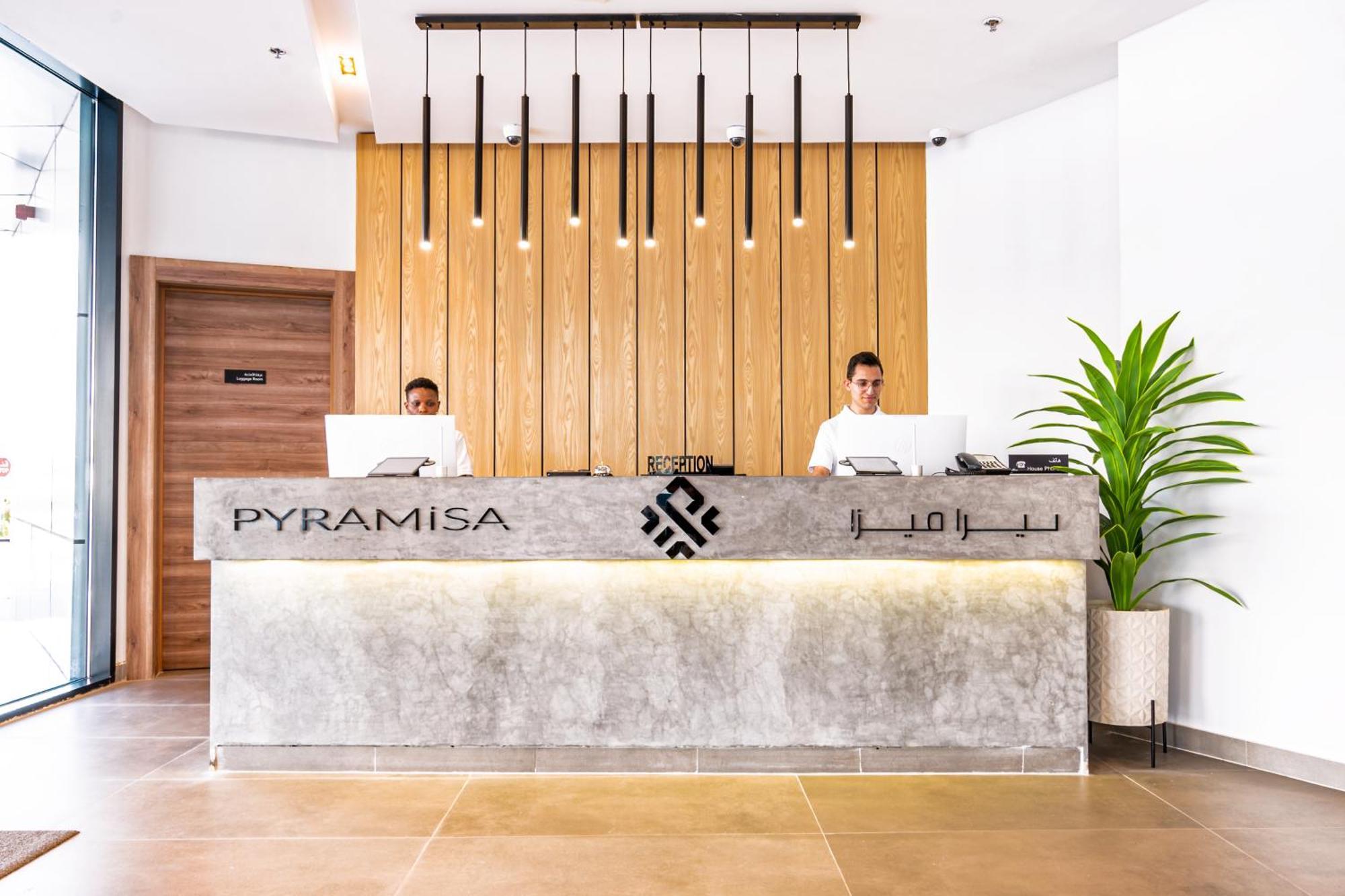 دبي Pyramisa Hotel Apartments المظهر الخارجي الصورة