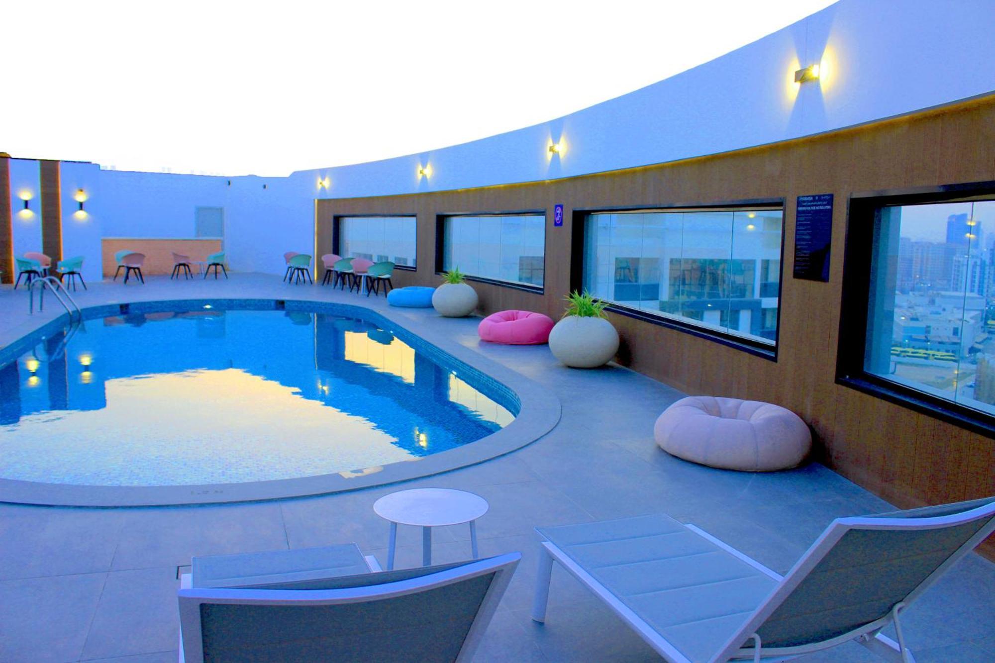 دبي Pyramisa Hotel Apartments المظهر الخارجي الصورة